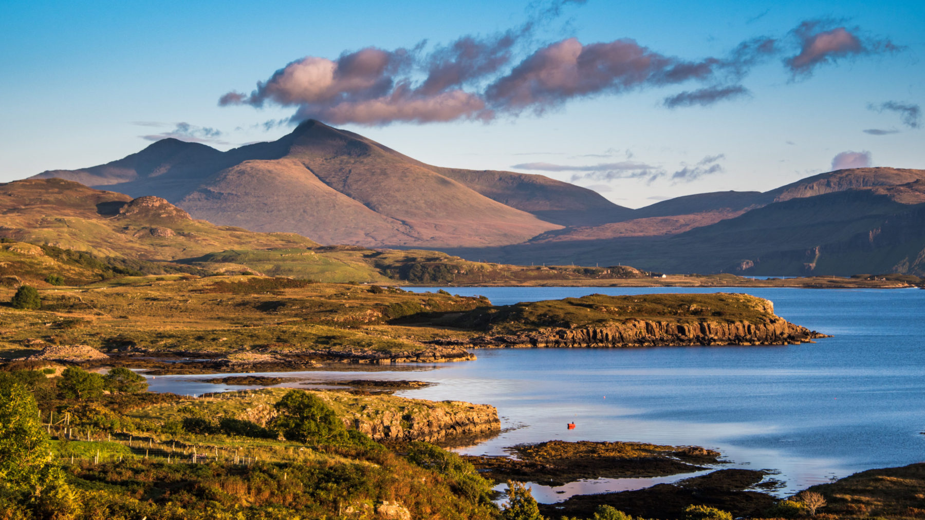 The best walking trails in the Inner Hebrides