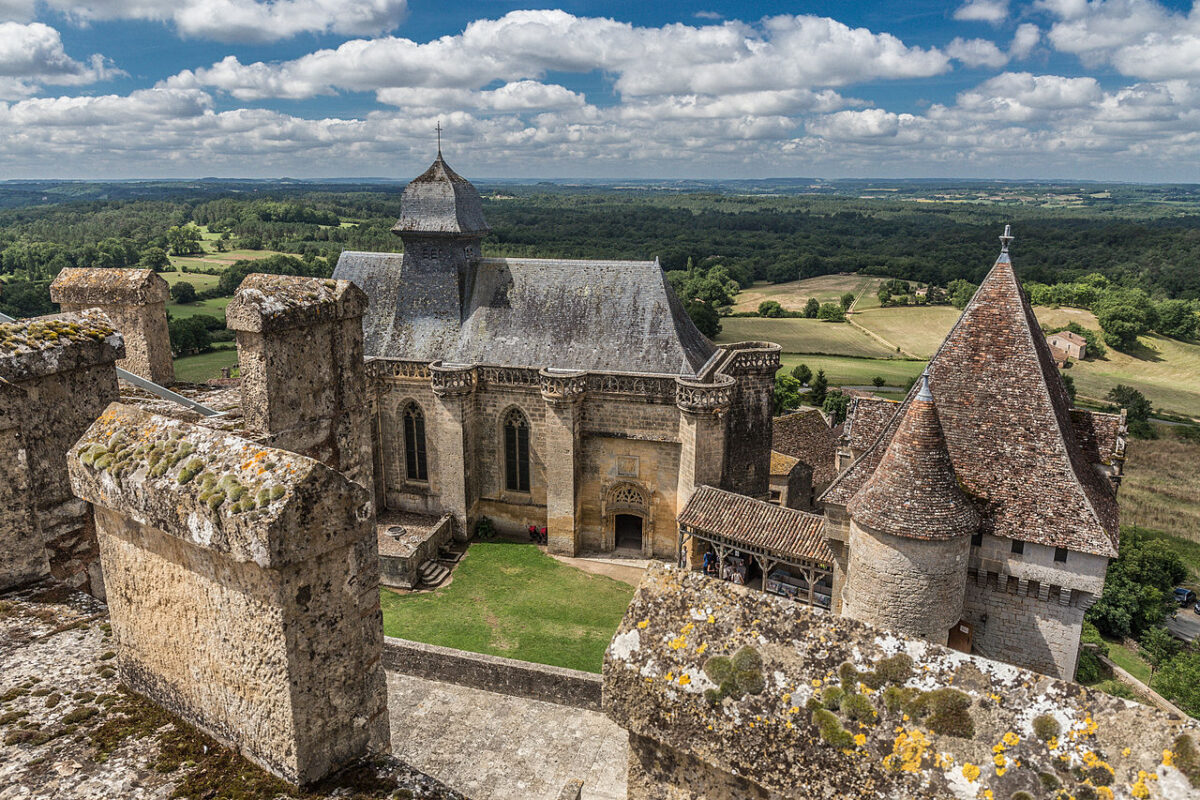 Fairytale Castles: The Best Châteaux In Dordogne