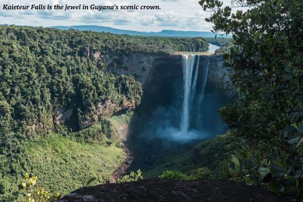 Kaieteur Falls, Guyana's top natural attractions 